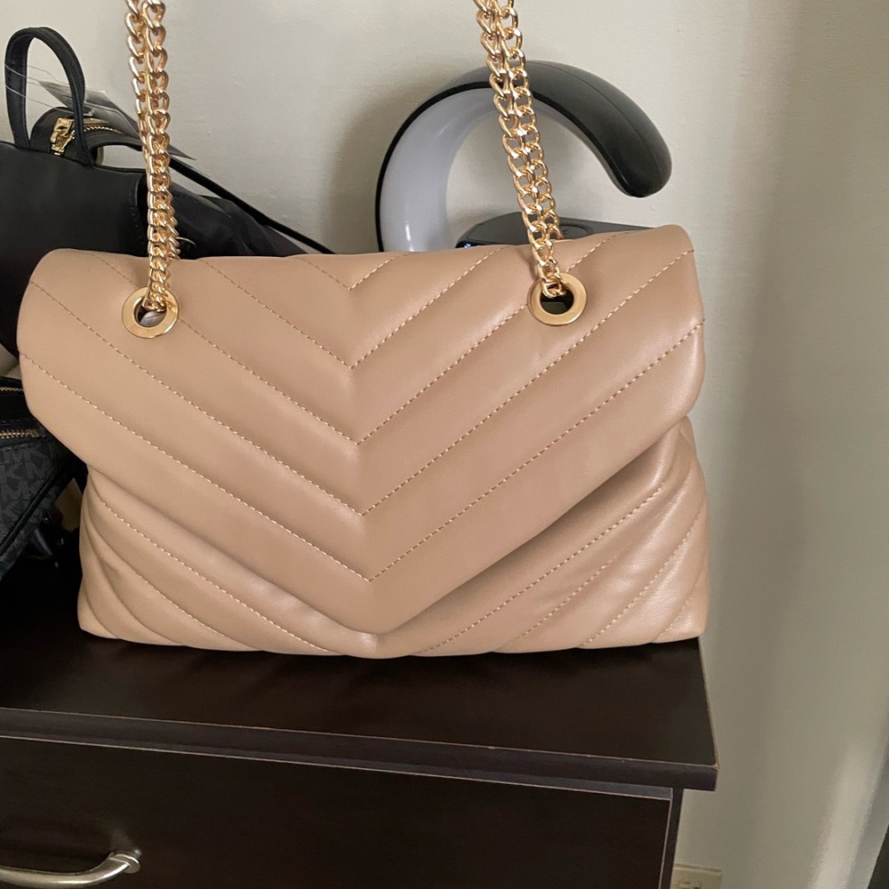 Purse - Picture 4 of 4